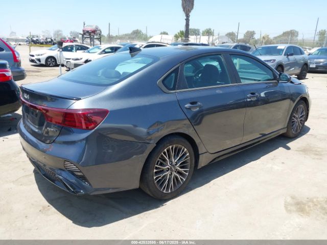 Kia Forte Gt-line Image 17