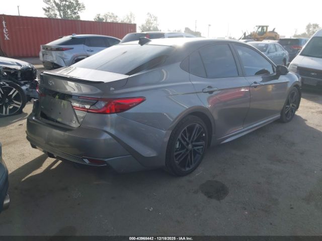 Toyota Camry Xse Image 6