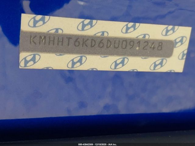 Hyundai Genesis 2.0t Image 6