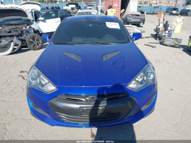 Hyundai Genesis 2.0t Image 15