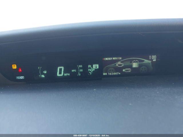 Toyota Prius Three Image 6