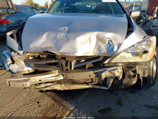 Honda Accord 3.0 Lx Image 16