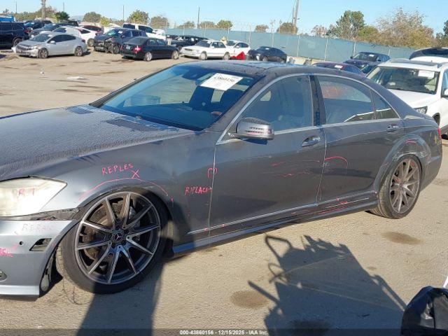 Mercedes-Benz S-Class Image 12