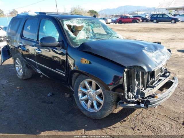 GMC Yukon Denali Image 1