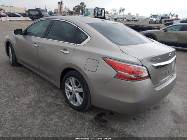 Nissan Altima 2.5 Sv Image 3