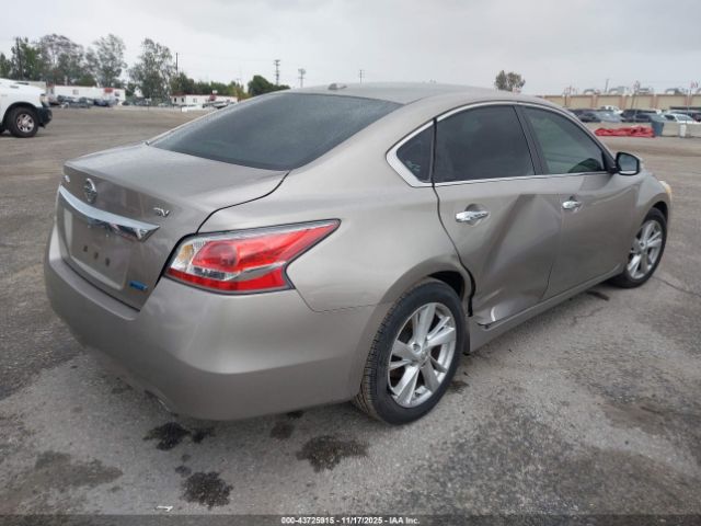 Nissan Altima 2.5 Sv Image 9
