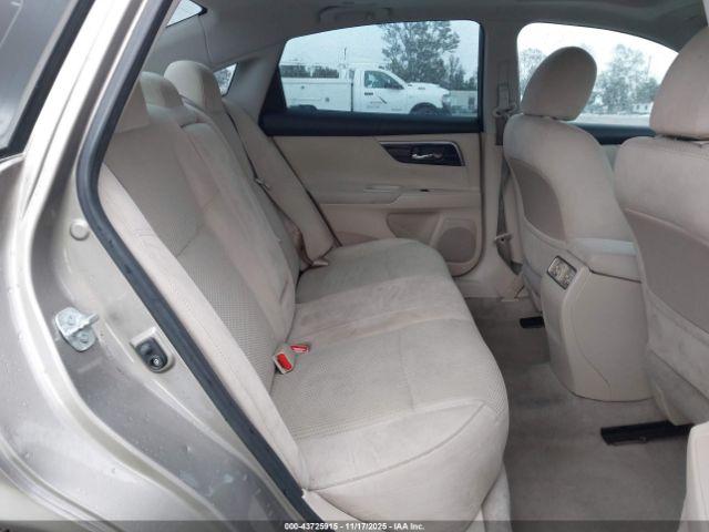 Nissan Altima 2.5 Sv Image 4