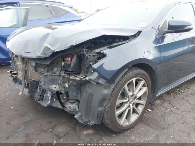 Toyota Avalon Xle Touring Image 9