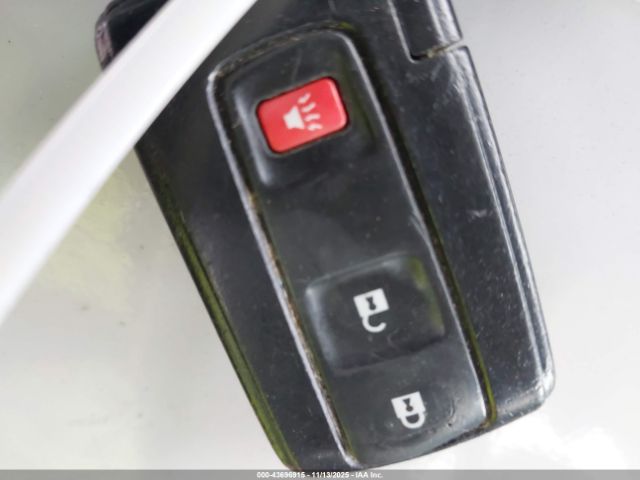 Toyota Prius Image 9