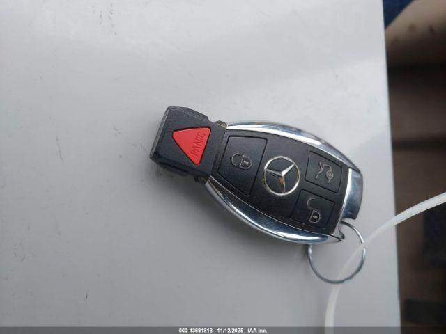 Mercedes-Benz M-Class 4matic Image 11