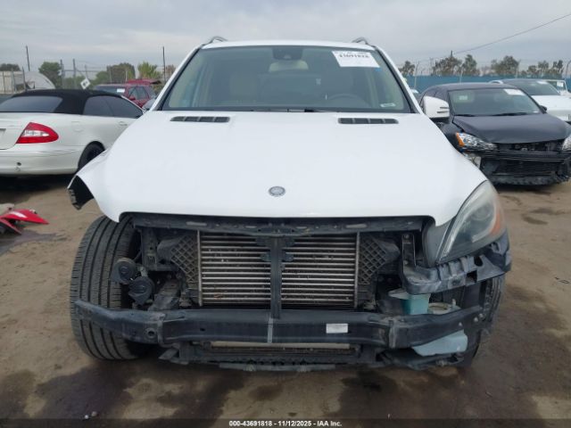 Mercedes-Benz M-Class 4matic Image 14