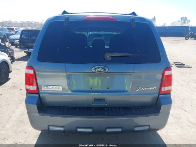 Ford Escape Limited Image 16