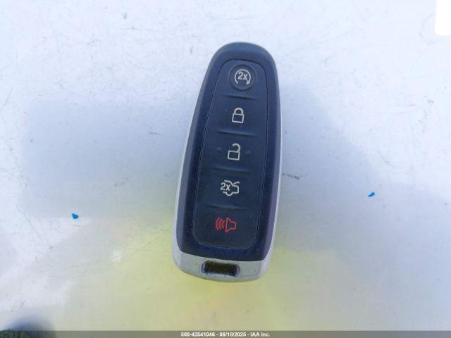 Ford Explorer Limited Image 12