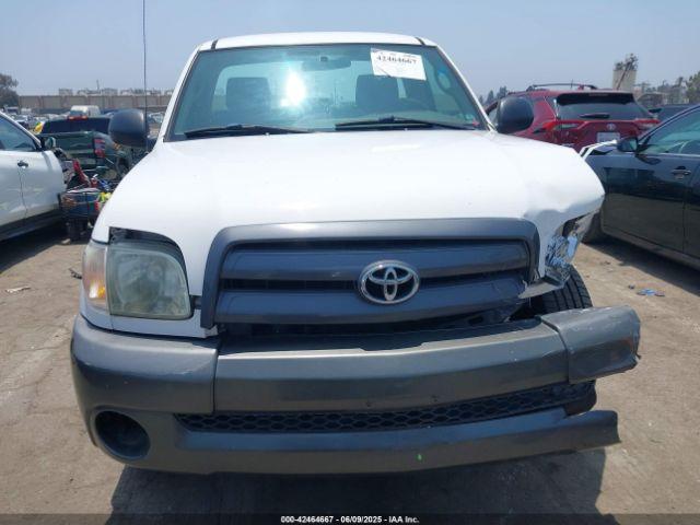 Toyota Tundra Image 12