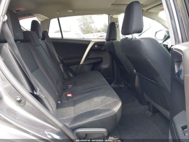 Toyota RAV4 Xle Image 15