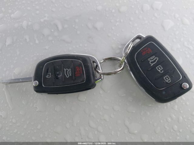 Hyundai SANTA FE Gls Image 7