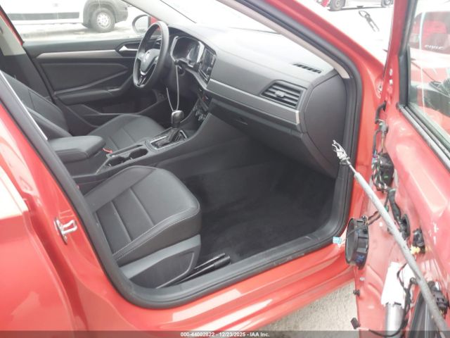 Volkswagen Jetta Image 9