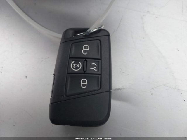 Volkswagen Jetta Image 6