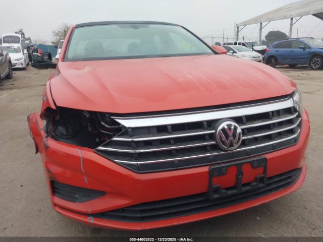 Volkswagen Jetta Image 16