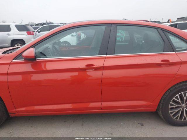 Volkswagen Jetta Image 15