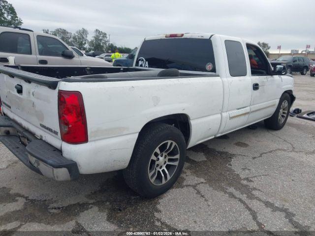 Chevrolet Silverado 1500 Ls Image 6