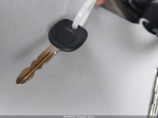 Chevrolet Silverado 1500 Ls Image 11