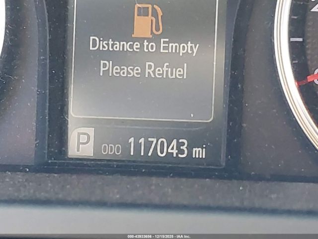 Toyota Camry Se Image 2