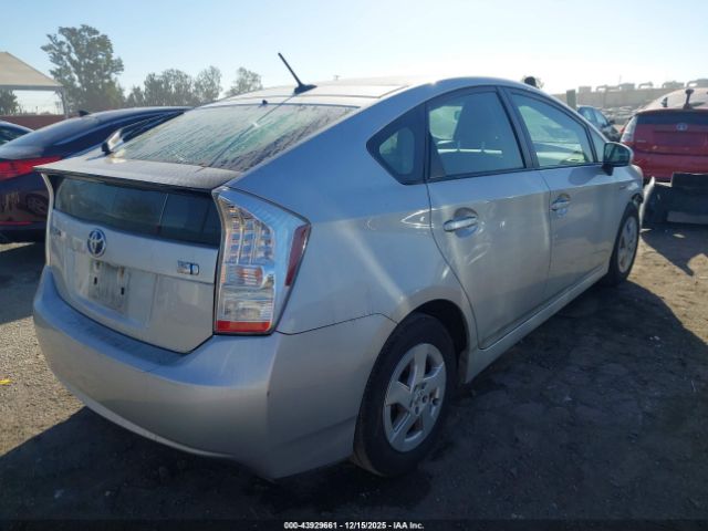 Toyota Prius Iii Image 10
