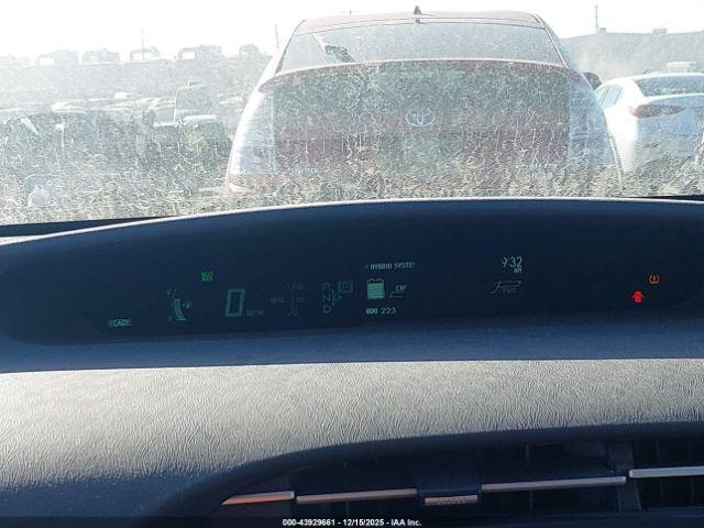 Toyota Prius Iii Image 4