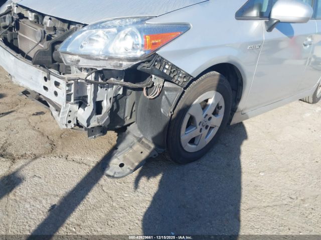 Toyota Prius Iii Image 8