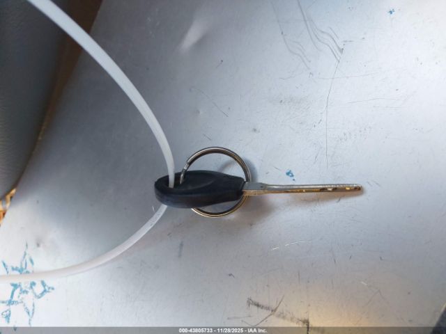 Nissan Frontier Image 10