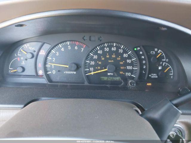 Toyota Tundra Limited V8 Image 3