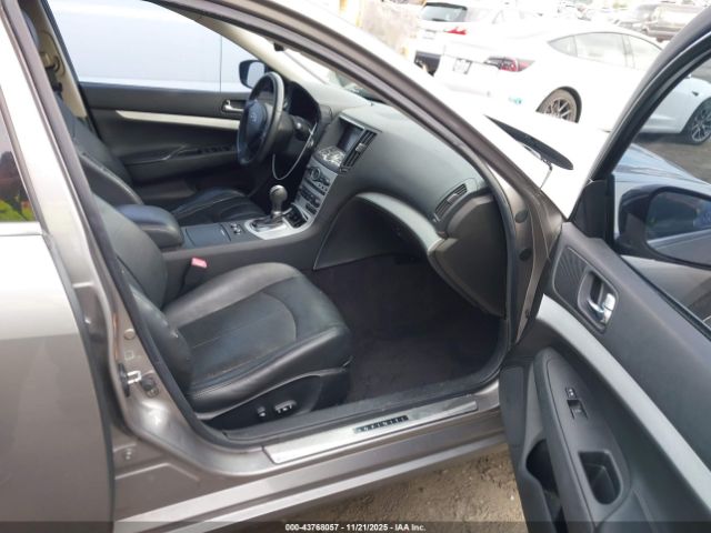 INFINITI G37 Journey Image 10