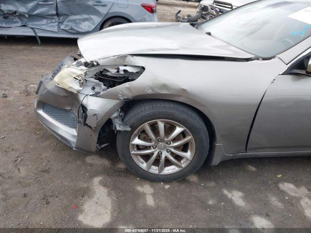 INFINITI G37 Journey Image 8