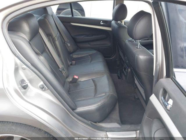 INFINITI G37 Journey Image 6