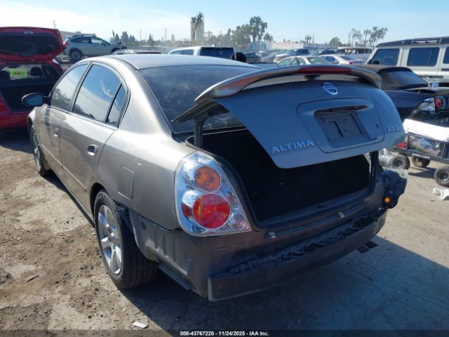 Nissan Altima 2.5 S Image 16