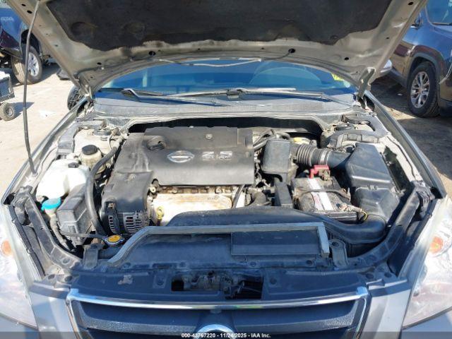 Nissan Altima 2.5 S Image 11