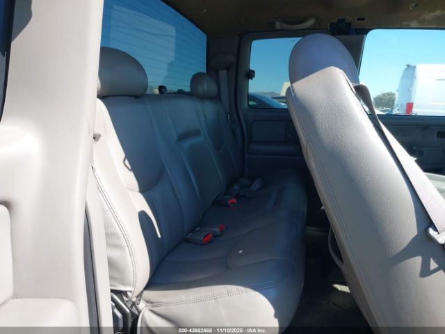 Chevrolet Silverado 1500 Lt Image 7