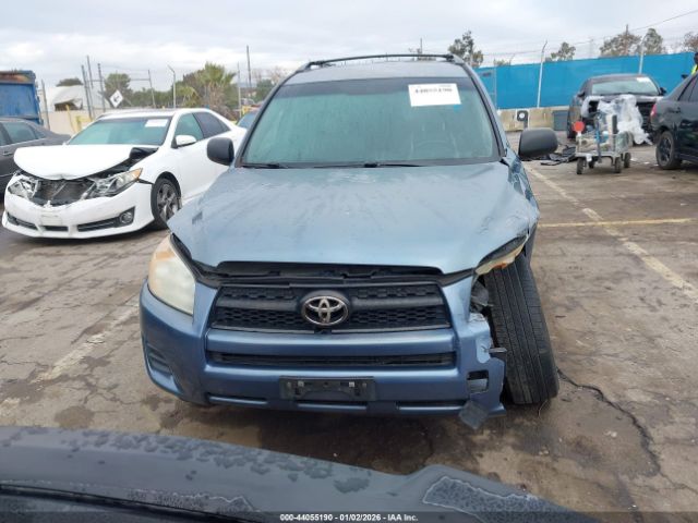 Toyota RAV4 Image 14