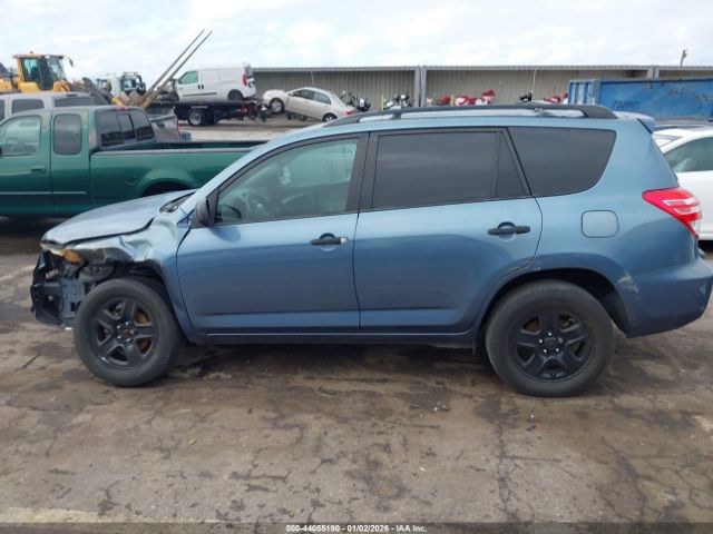 Toyota RAV4 Image 15