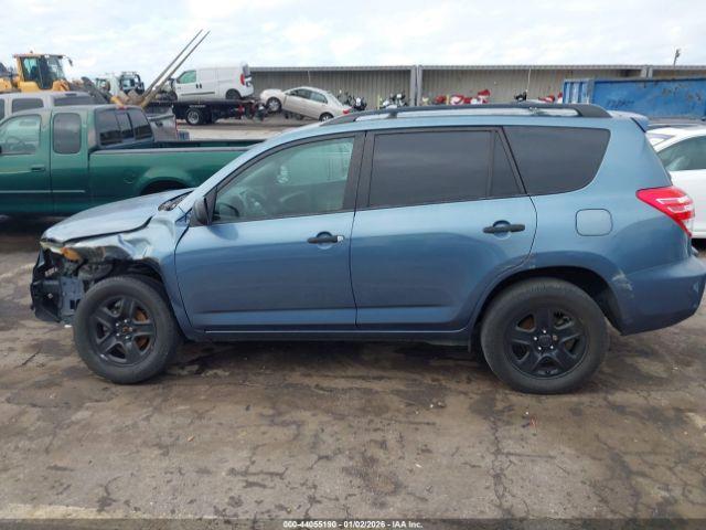 Toyota RAV4 Image 15