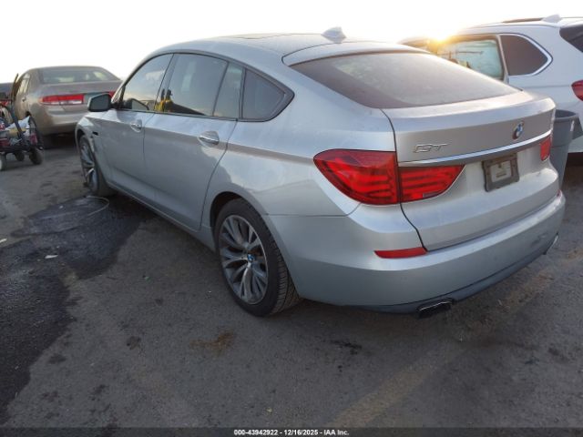 BMW 5 Series Image 4