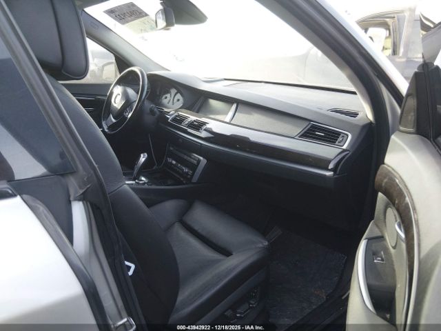 BMW 5 Series Image 10