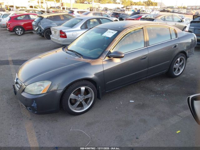 Nissan Altima 2.5 S Image 3