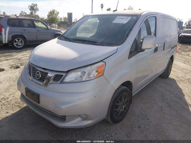 Nissan Nv Sv Image 10