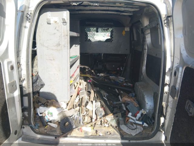 Nissan Nv Sv Image 16