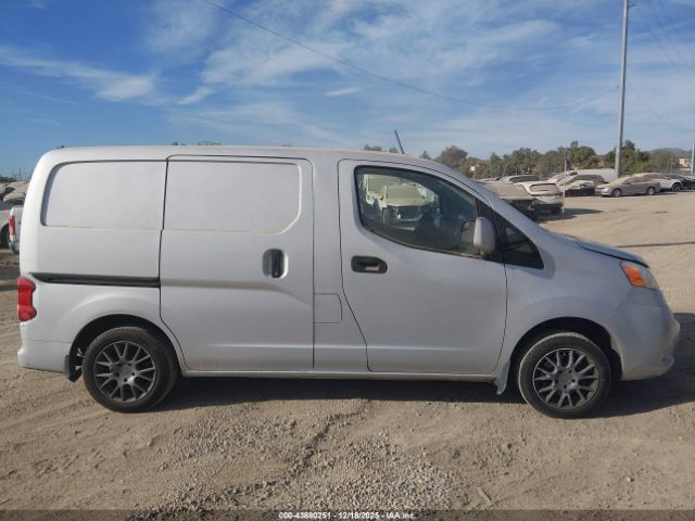 Nissan Nv Sv Image 6