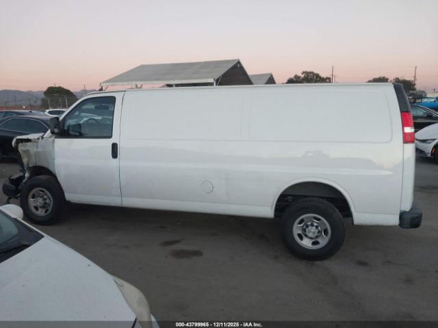 Chevrolet Express Rwd 2500 Extended Wheelbase Wt Image 16