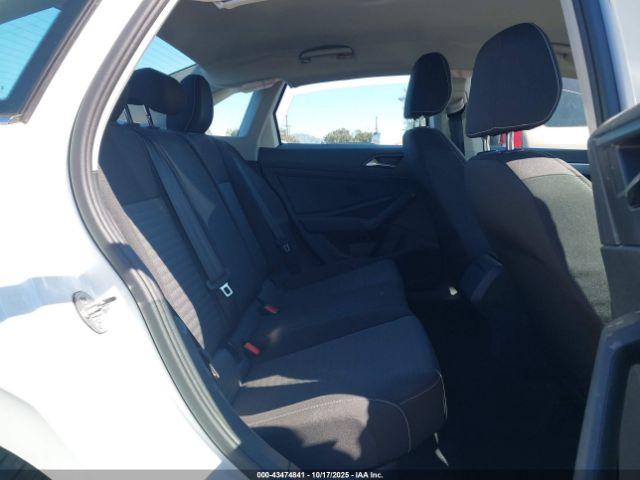 Volkswagen Jetta 1.5t S Image 8