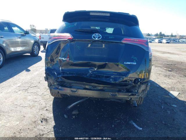 Toyota RAV4 Limited Image 3